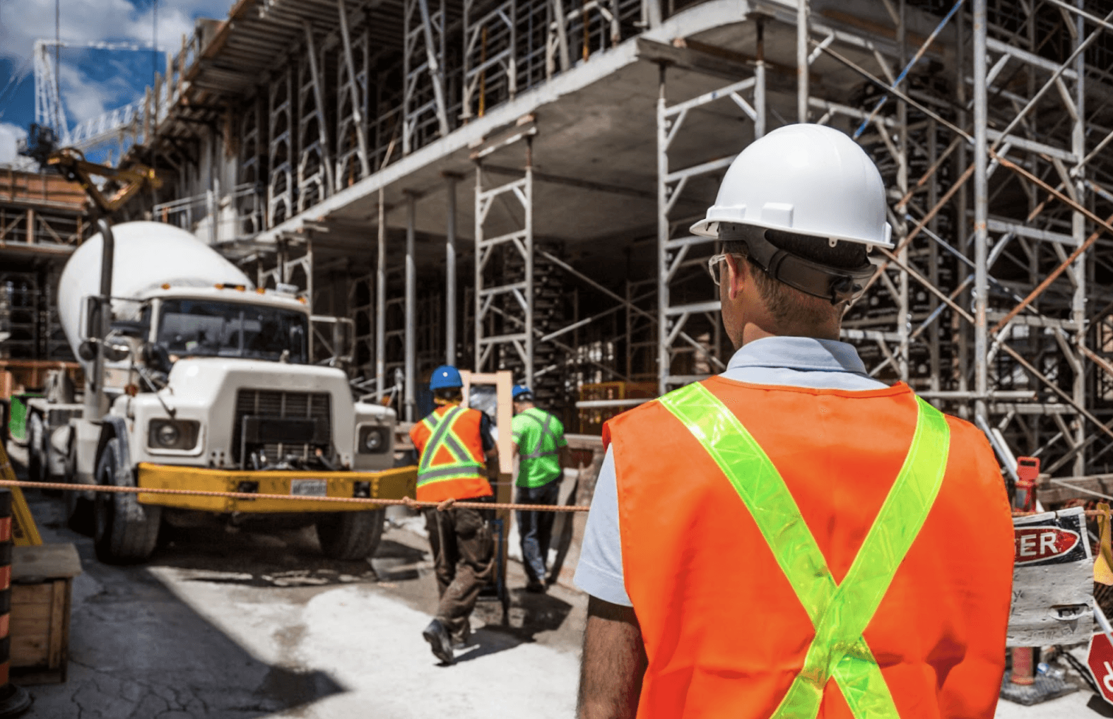 Key Aspects of Establishing a Construction Company in Indonesia